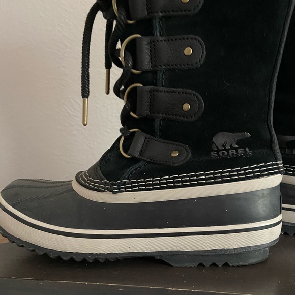 Sorel Joan of Arctic Boots - Picture 11 of 13